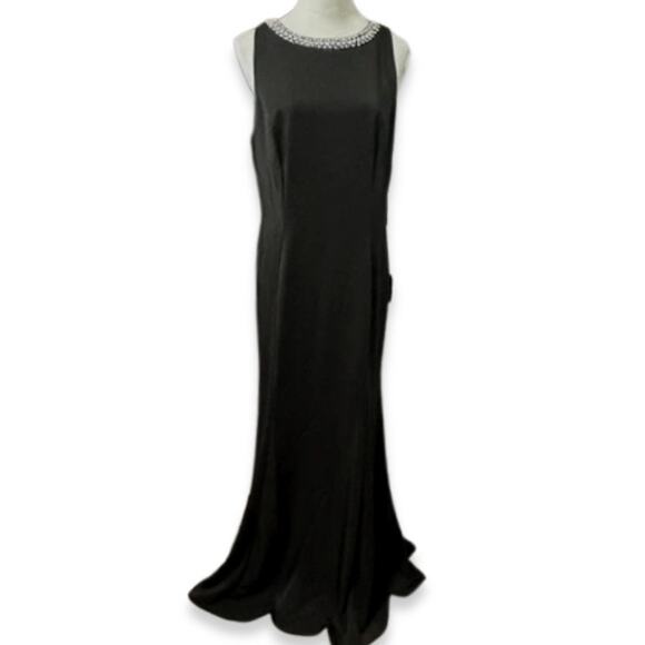 Mac Duggal Maxi Dress Sheath Silhouette Sleeveless Beaded Neck Black W 12 NWT - Picture 2 of 10